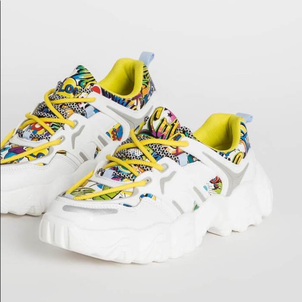 Kids graffiti chunky tennis shoes!